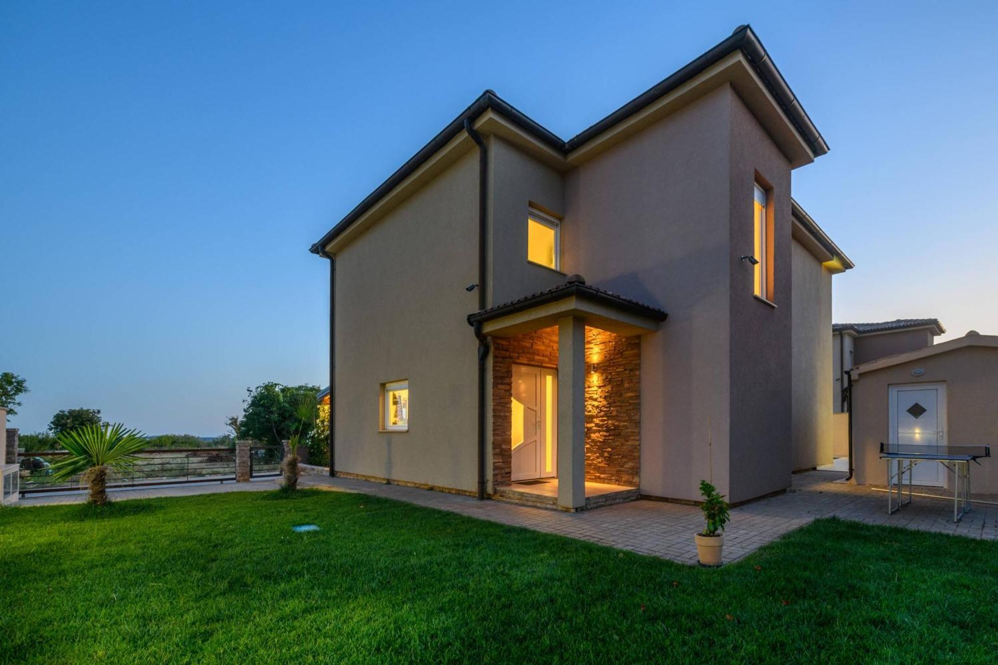 Villa Brionika Mit Pool วอดิยัน ภายนอก รูปภาพ